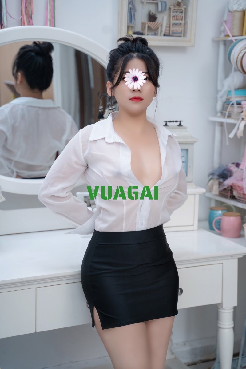 Ảnh bìa gái gọi Trang Anh